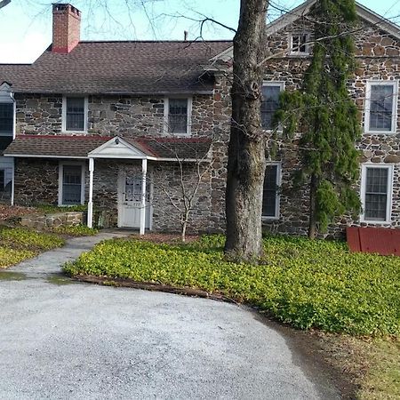 1732 Folke Stone Bed And Breakfast West Chester Esterno foto