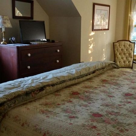 1732 Folke Stone Bed And Breakfast West Chester Esterno foto