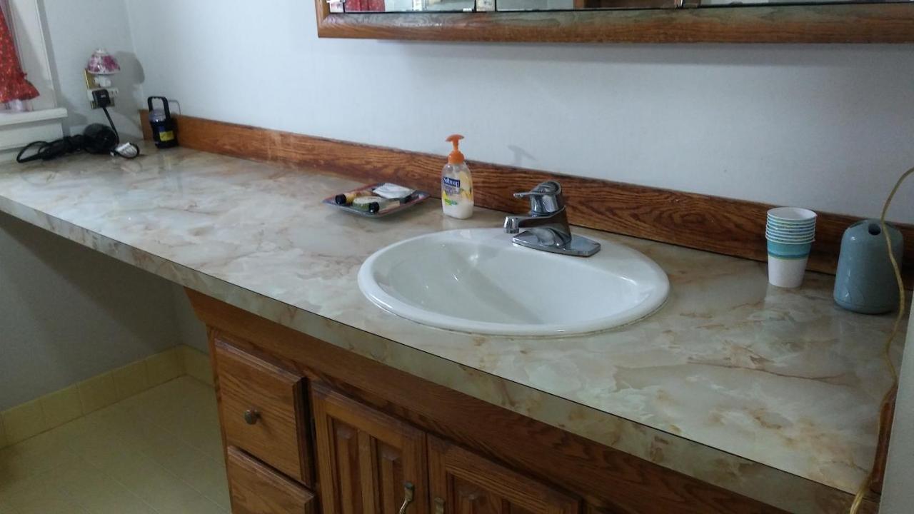 1732 Folke Stone Bed And Breakfast West Chester Esterno foto