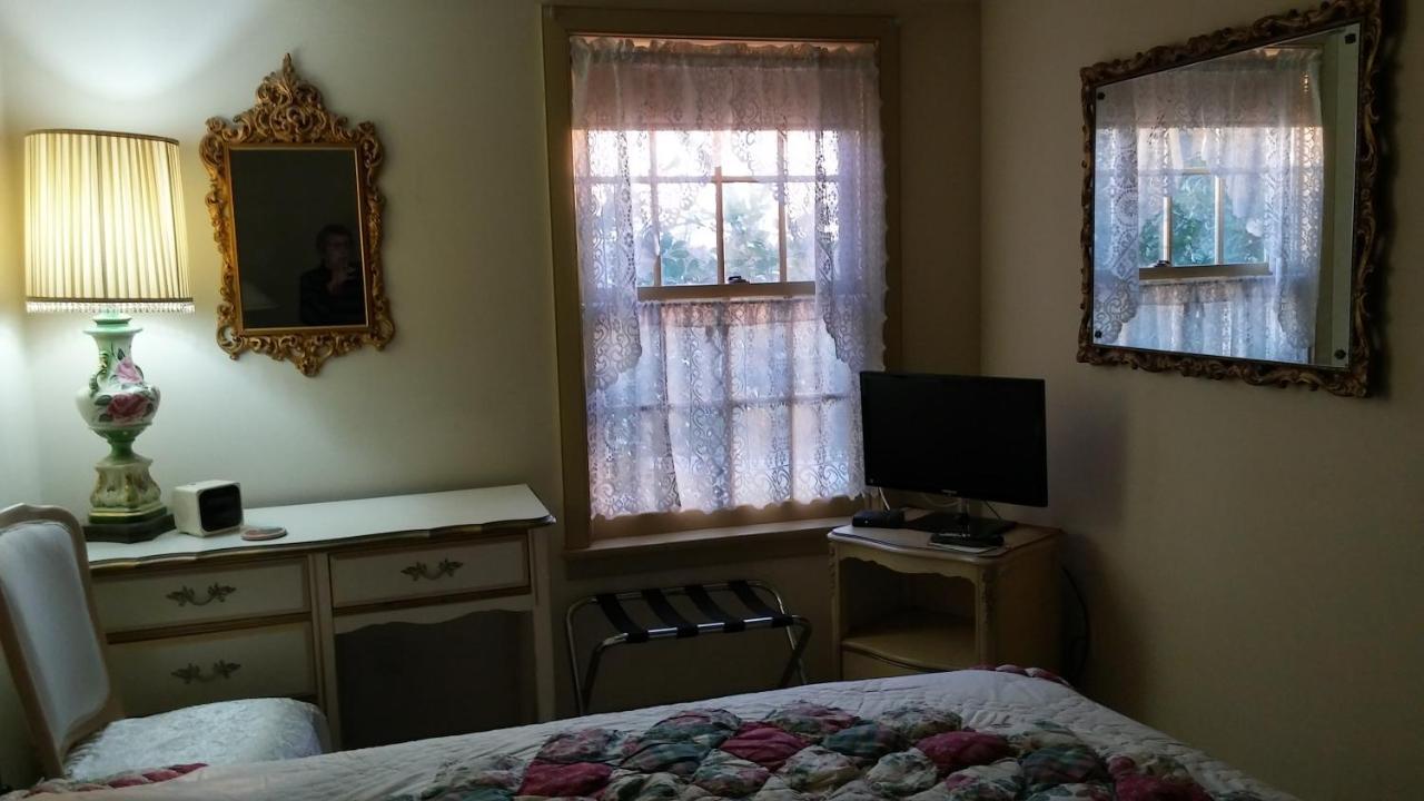 1732 Folke Stone Bed And Breakfast West Chester Esterno foto
